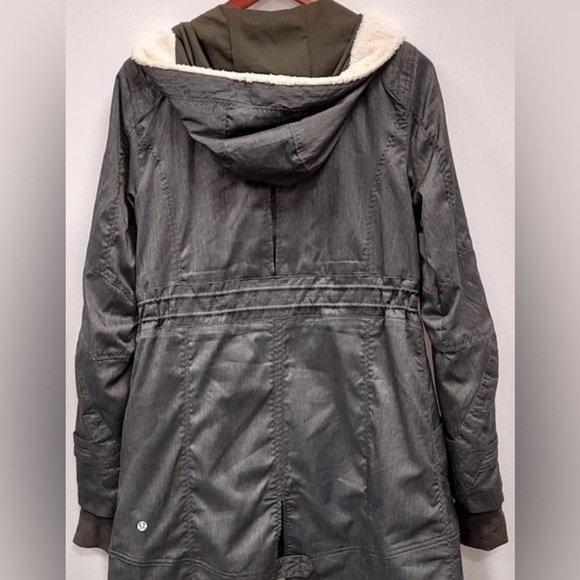 Lululemon Athletica Gray Ski Jacket with Hood Sz M - Picture 8 of 12